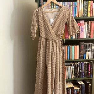 🏷️ NWT’s Little Cottonwood Astrid Wrap Dress